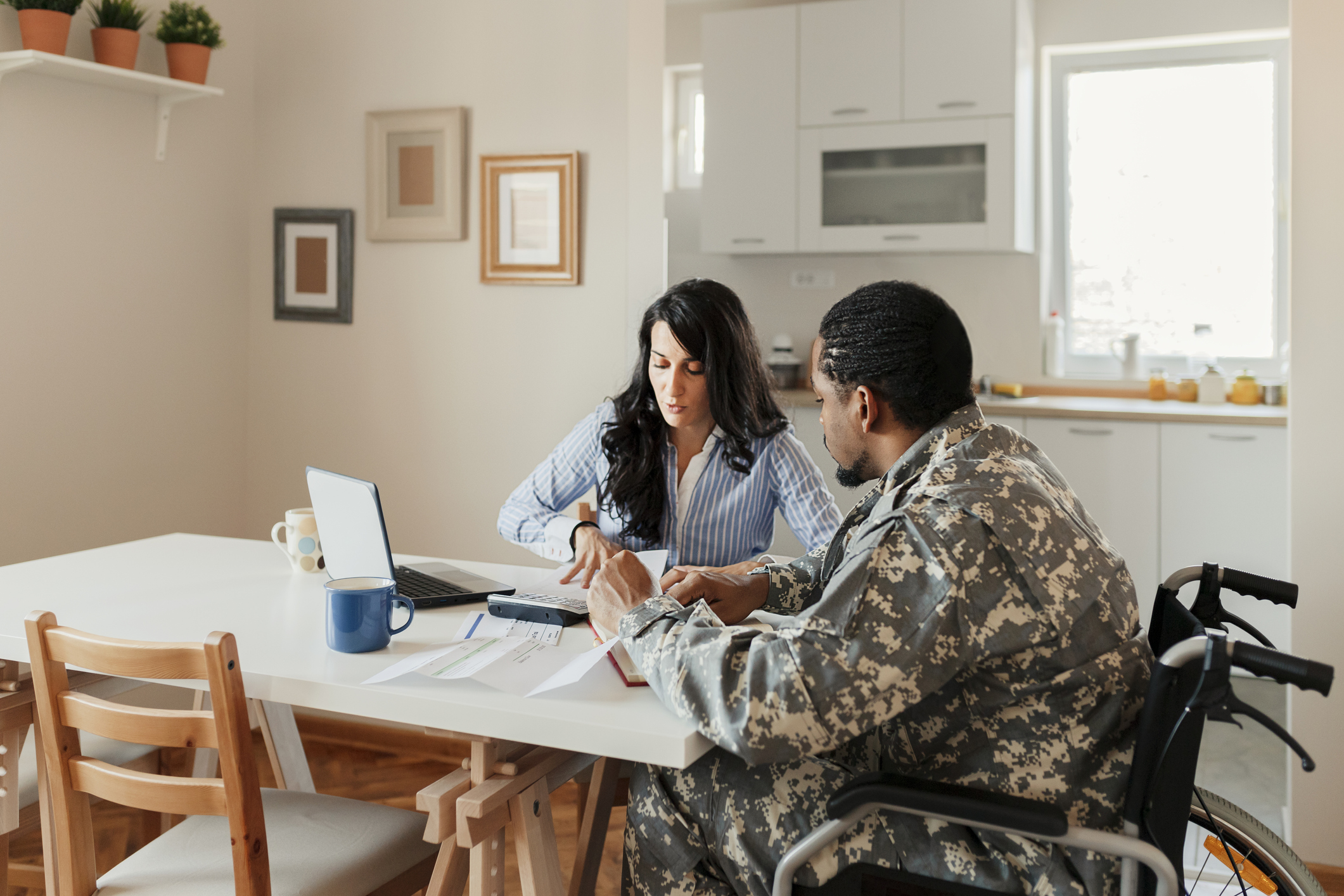 A veteran and his wife do financial planning